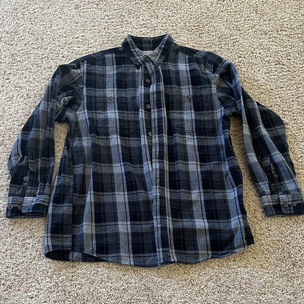 Duluth Trading Co Black and Gray Plaid Shirt
